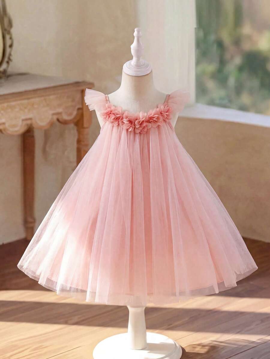 Glamorique Kids 粉紅色女嬰公主洋裝,波浪袖設計搭配3D花朵,柔軟薄紗高級女嬰正式禮服,適合嬰兒生日派對、週歲宴、家庭聚會、婚禮、高端親子活動、日常出遊拍照、夏季洋裝、畢業舞會禮服 - 粉色 - 查看 1
