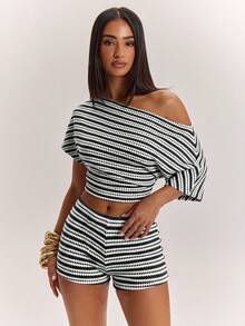 SHEIN BAE 女款條紋不對稱領上衣與短褲套裝 - 黑與白 - 查看 4