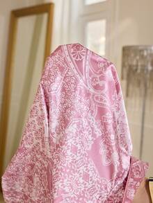 LuxeNights 法式復古佩斯利印花睡衣套裝，精緻絲綢緞面翻領居家服 2 件套 - 粉色 - 查看 6