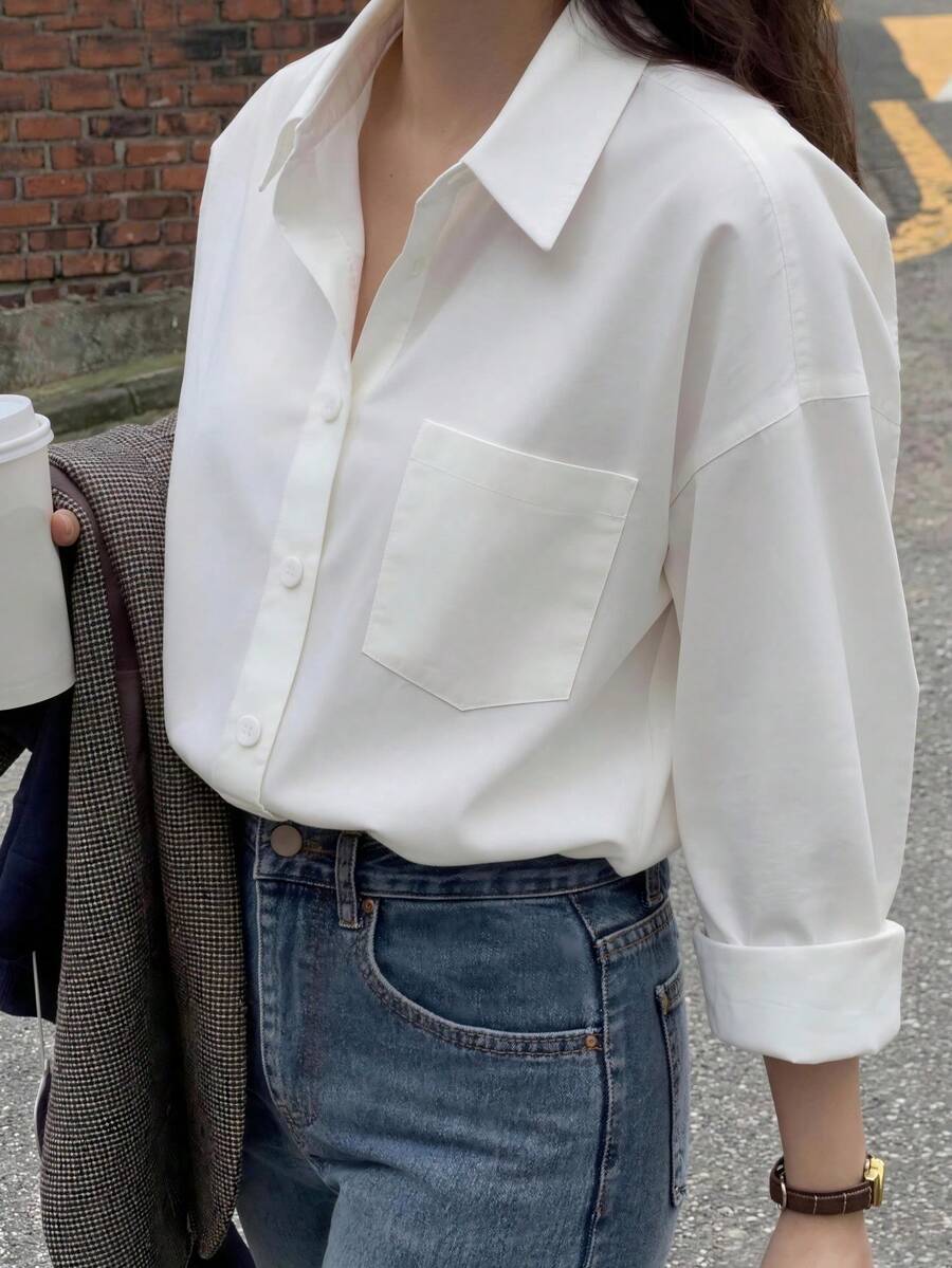 SHEIN 青少年女孩休閒極簡白色口袋裝飾落肩寬鬆長袖襯衫,適合日常通勤,春秋輕量面料 - 白色 - 查看 1