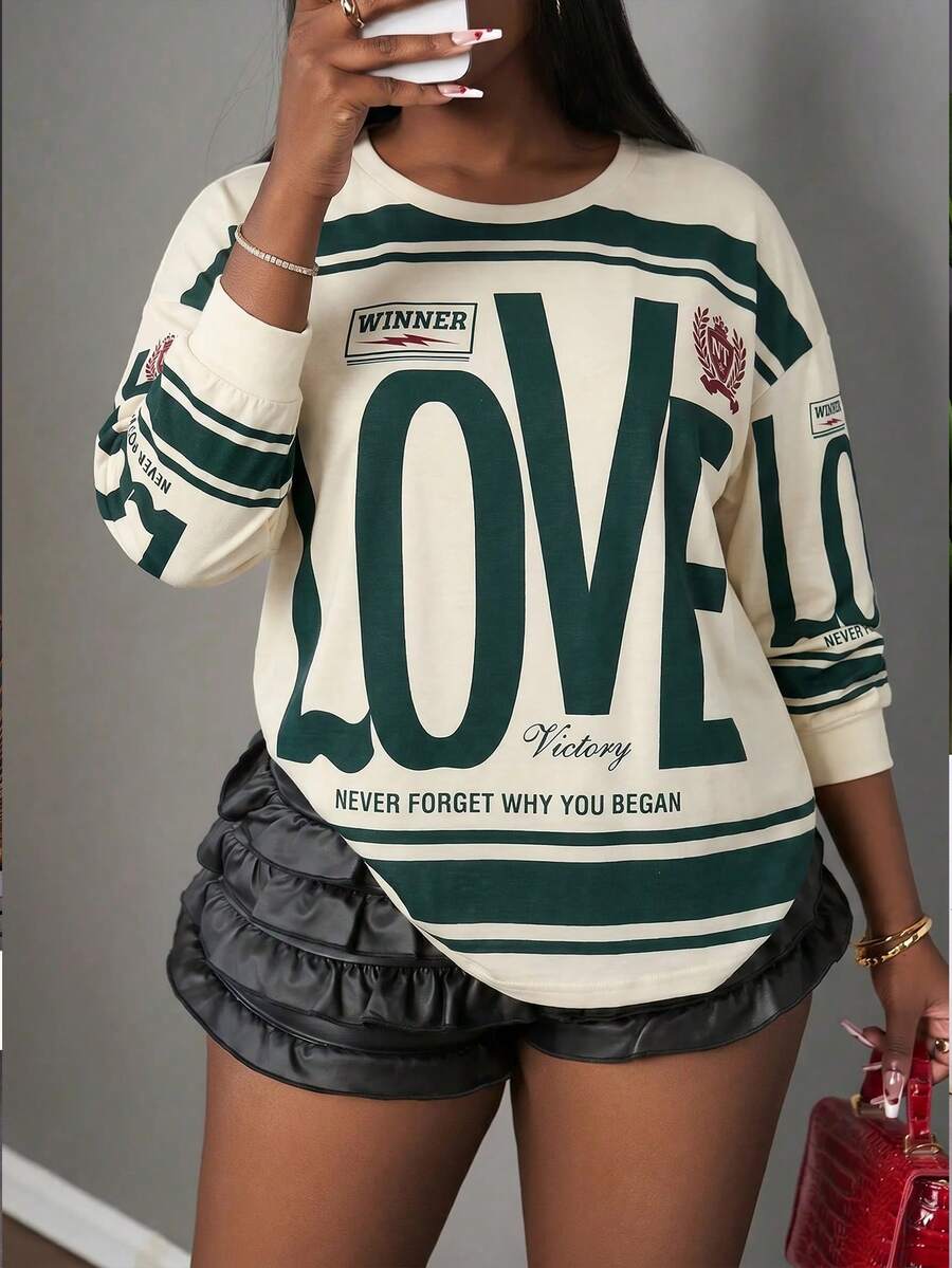 SHEIN CURVE+ 休闲街头美式复古新款圆领露肩字母英文Logo印花长袖超宽松T恤裙杏色下装绿花女T恤-A - 彩色 - 查看 1