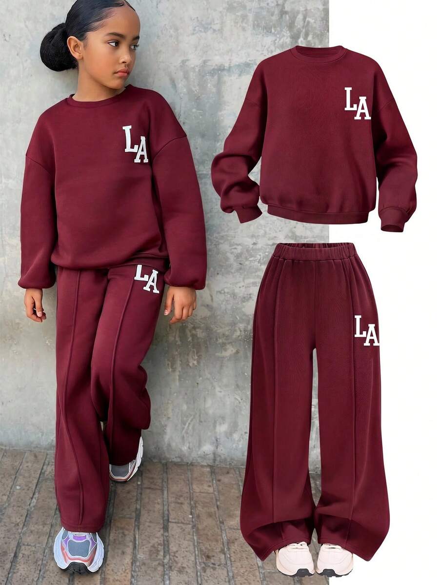 SHEIN 青少年女孩休閒「LA」字母印花針織素色寬鬆落肩長袖衛衣與百褶寬腿運動褲套裝,女孩秋季服飾,女孩秋季穿搭,女孩冬季服飾 - 酒紅色 - 查看 1