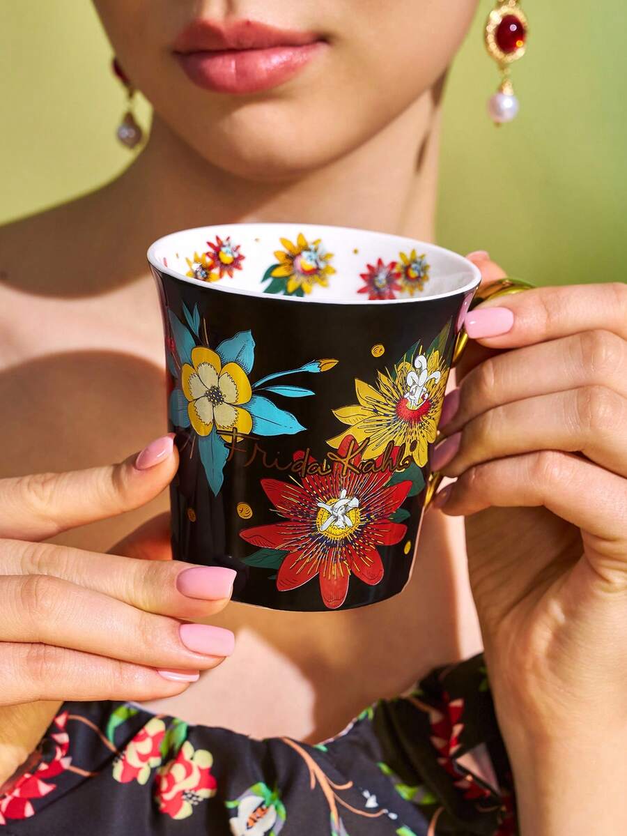 Frida Kahlo X SHEIN 風格墨西哥花卉陶瓷馬克杯 11.83oz/350ml,黑色咖啡杯,彩色花朵印花,亮面光澤,適合藝術愛好者、居家、辦公室與送禮 - 黑色 - 查看 1