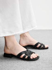 CUCCOO BIZCHIC 女款編織帶方頭低粗跟休閒復古黑色一腳蹬涼鞋 日常沙灘鞋 - 黑色 - 查看 1