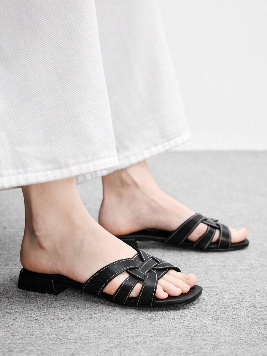 CUCCOO BIZCHIC 女款編織帶方頭低粗跟休閒復古黑色一腳蹬涼鞋 日常沙灘鞋 - 黑色 - 查看 1