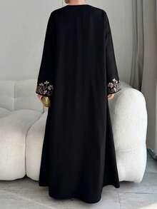 Al Najma Plus Size Women's Floral Embroidered Cuff Loose Fit Abaya Wedding Summer Modest Asian Chinese - Black - View 7