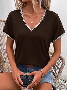 SHEIN Frenchy 休閒極簡深色 T 恤 95% 棉 夏季適用 刺繡貝殼花 - 棕色 - 查看 4