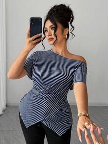 SHEIN Clasi 大尺碼女款條紋不對稱肩設計百褶修身T恤，適合日常穿著、休閒約會、職場通勤、度假旅行 - 彩色 - 查看 5