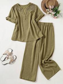 Rusticease Conjunto de 2 piezas con top de botones y patchwork de encaje y pantalones largos holgados de talla grande - Multicolor - Ver 4