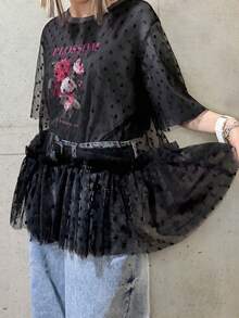 FRIFUL 女款 2 合 1 圓領 T 恤上衣，胸前彩色對比印花裝飾，植絨波點網布拼接袖口與荷葉邊飾，夏季圖案 T 恤 - 灰色 - 查看 3