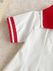 SHEIN 粉色新生女嬰夏季可愛開學 Polo 領短袖刺繡 A 字前扣公主風軟綿日常洋裝 - 紅白色 - 查看 6