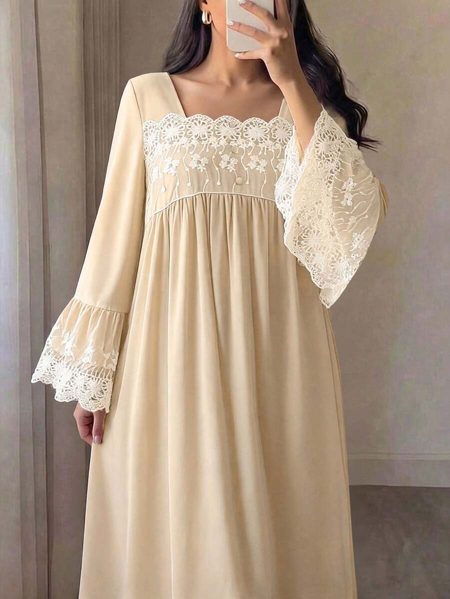 Yasmyna 女款蕾絲拼接鈕扣百褶阿拉伯風洋裝 - 杏色 - 查看 1