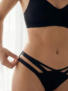 Liftille 3pcs/Set Women Solid Color Hollow Sexy Minimalist Design Thong Panties - Multicolor - View 3