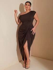 SHEIN BAE Plus Size Solid Color Elegant Design Asymmetric Neckline Pleated Split Hem Dress - Chocolate Brown - View 3
