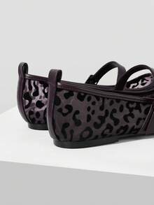 MOTF Sepatu Mary Jane Sweet Cool Serbaguna Kasual untuk Komuter Motif Leopard Jala - Coffee Brown - View 8
