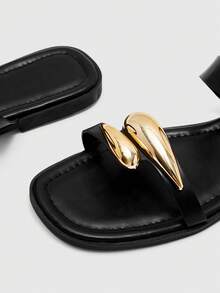 CUCCOO BIZCHIC Minimalist Black Leather Metal Drop Toe Flats - Black - View 9