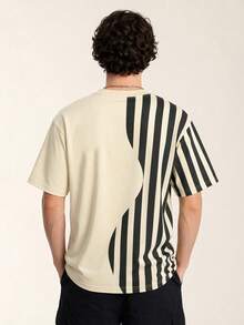 Limitiso Men's Minimalist Striped Print Colorblock T-Shirt, British Style - Beige - View 6
