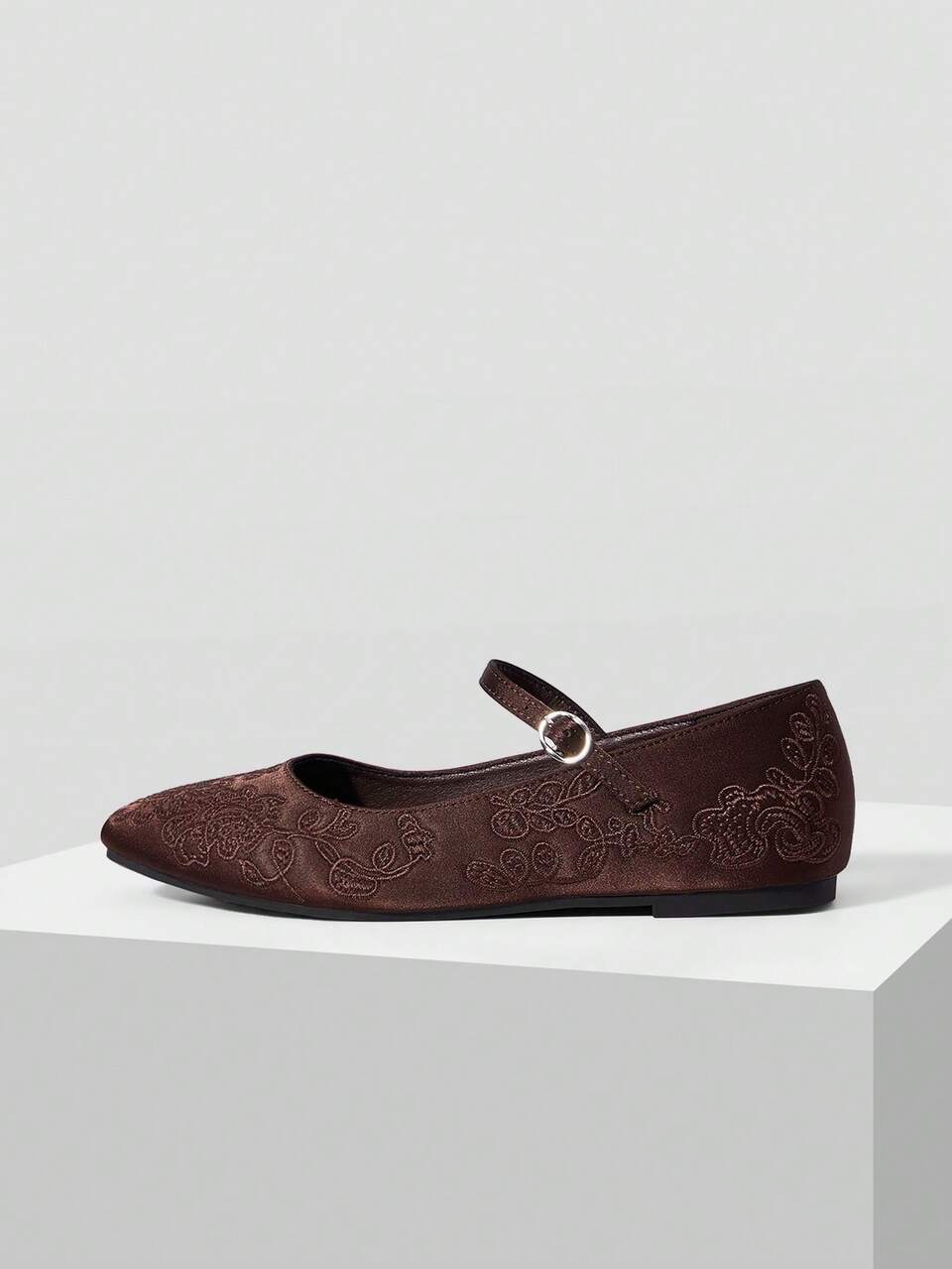 WOMEN ELEGANT VERSATILE COMMUTING VELVET FLORAL EMBROIDERY BUCKLE STRAP FLATS FOR CHRISTMAS VALENTINE'S DAY SPRING SHOES