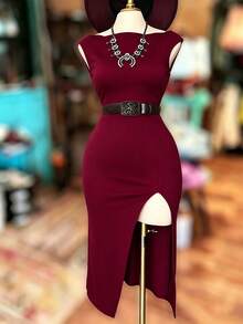 SuriyaCove Fashionable Minimalist Plus Size Women's Slit Design Long Dress, Gift For Friends - Burgundy - View 1