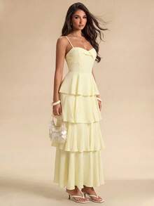 SHEIN Glamour Hellgelbes gestuftes Tortenkleid mit gedrehten Spaghettiträgern für Strandurlaub und Abendparty - Hellgelb - Übersicht 1