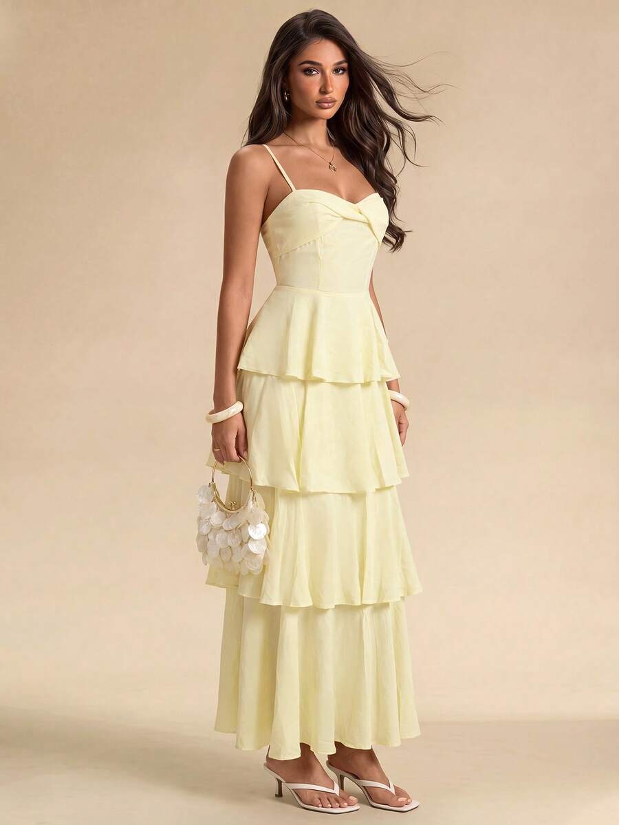 SHEIN Glamour Hellgelbes gestuftes Tortenkleid mit gedrehten Spaghettiträgern für Strandurlaub und Abendparty - Hellgelb - Übersicht 1