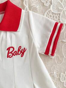 SHEIN 粉色新生女嬰夏季可愛開學 Polo 領短袖刺繡 A 字前扣公主風軟綿日常洋裝 - 紅白色 - 查看 8