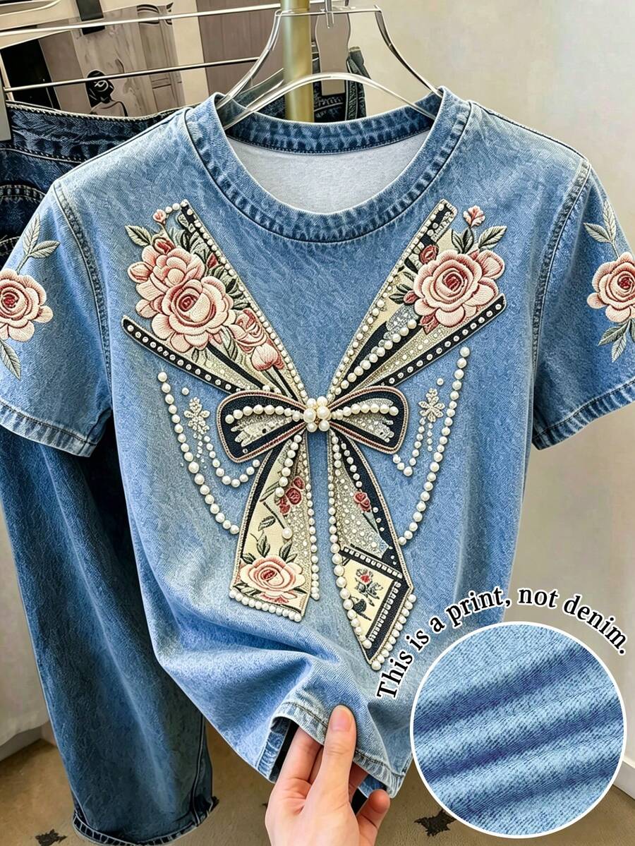 Resyla 女款T恤,仿牛仔刺繡工藝,仿珠飾圖案印花T恤,圓領短袖寬鬆版型T恤,優雅女款T恤,適合日常穿著與約會場合。女款短袖上衣,夏季女款上衣,最新女款上衣,蝴蝶花刺繡圖案T恤 - 彩色 - 查看 1