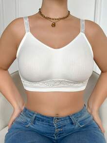 DesireSculpt 1pc Smooth Minimalist Comfortable Wireless Thin Padded Plus Size Large Bust Bra - White - View 3
