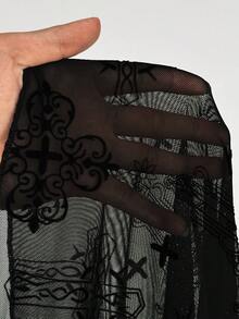 Whyspr Dunkles transparentes Mesh-Kleid mit Flockprint und Kreuzschlitz - Schwarz - Übersicht 8