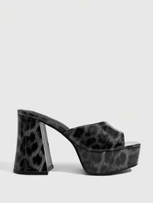 grey leopard print