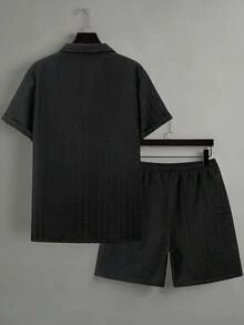 Manfinity Homme Men's Solid Color Short Sleeve Single-Breasted Shirt And Shorts Casual Set - Black - View 2