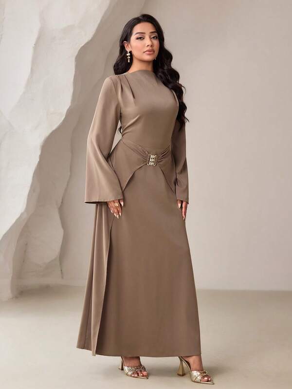 Veilorie Women's Minimalist Metal Buckle Decor Pleated Long Sleeve Arabian Dress
