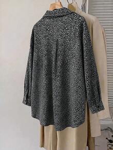 SHEIN CURVE+ 大尺碼女款秋季時尚 1960 年代傳統休閒優雅復古黑白條紋鈕扣襯衫 度假上衣 辦公穿搭 - 黑色 - 查看 3