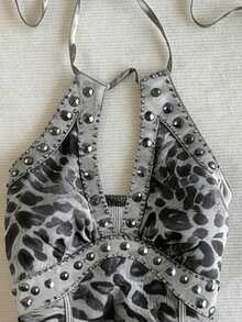 IslaSuriya Top de verano vintage con estampado de leopardo y cuello halter, top para mujer con decoración de strass y remaches de metal - Gris - Ver 4