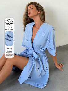 Livesso Summer Vacation Hollow Embroidery Floral Pattern Loose Fit Women's Nightgown - Blue - View 3