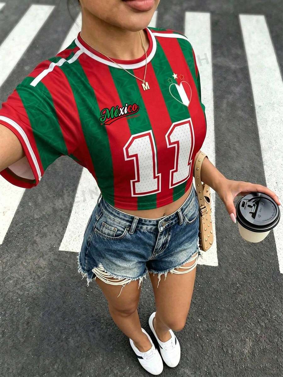 Aidyla 葡萄牙國旗與字母圖案黃色休閒上衣,女款圓領短袖修身T恤,袖口綠色飾邊設計,舒適夏季T恤,適合戶外運動與日常穿著 - 彩色 - 查看 1