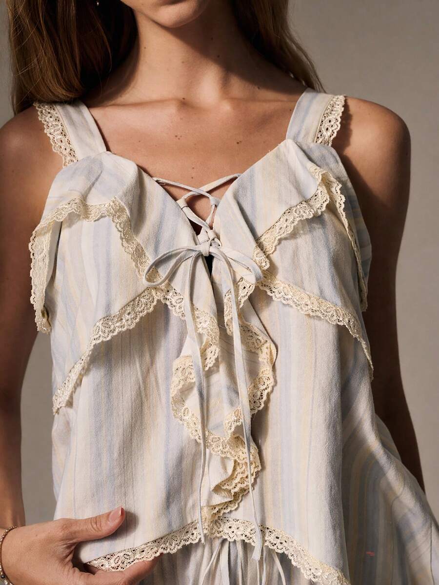 Willow Rêve 女款藍白條紋浪漫鄉村風波希米亞荷葉邊寬鬆細肩帶上衣,度假風,情人節,波希米亞早午餐夏季款 - 米色 - 查看 1