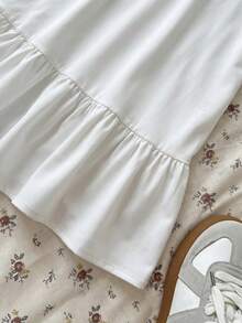 青少年女孩深藍色 Polo 領刺繡圖案荷葉邊休閒洋裝，校服風格，適合學校、戶外活動、購物、日常穿著 - 白色 - 查看 4