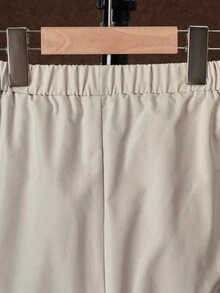 SHEIN 小男孩字母拼接拼色連帽衛衣與工裝褲套裝 - 杏色 - 查看 3