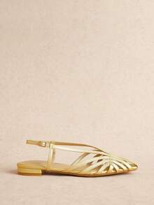 Rosivie Women's Casual Buckle Design Flat Sandals For Daily Wear Summer Shoes - Gold - View 2