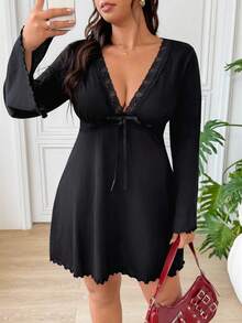 SHEIN EZwear 大尺碼女款蕾絲拼接蝴蝶結綁帶荷葉邊下擺洋裝 - 黑色 - 查看 5