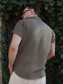 LEOGASHI LEOGASHI Men's Stand Collar Short Sleeve Button Front Pocket Casual Shirt - Army Green - View 2