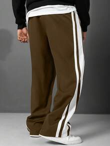 Manfinity Homme Pantalones rectos de talla grande para hombre con bloques de color y rayas - Marrón Mocha - Ver 2