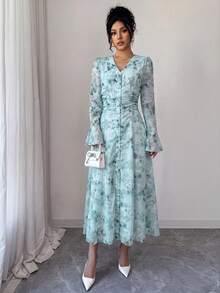 Modelyn 法式V領抓褶喇叭袖女款洋裝，淺藍色花卉，適合度假與早午餐，秋季浪漫優雅風 - 灰色 - 查看 4