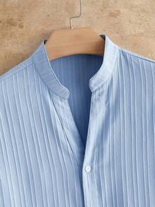 HIMLAND 2pcs/Set Men's Casual Woven Stand Collar Small V-Neck Short Sleeve Shirt Set - Multicolor - View 3