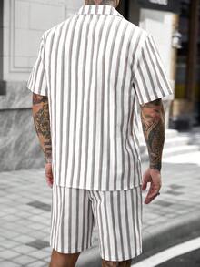 Manfinity CasualCool 男士夏季休閒條紋襯衫短褲套裝，適合日常休閒穿著、外出或朋友聚會，也是送給男友或丈夫的理想禮物 - 彩色 - 查看 2
