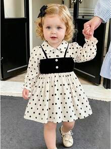 SHEIN Playful Pals 女嬰領口泡泡長袖 2合1 A字洋裝，經典 A字剪裁適合各種體型的嬰兒，獨特領口設計增添正式感，巧思泡泡袖打造甜美俏皮風格，豐富 2合1 設計，適合女嬰日常休閒舒適穿著、戶外玩耍及度假休閒穿搭 - 黑與白 - 查看 2