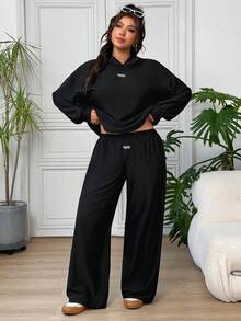 SHEIN EZwear 大尺碼女款字母印花連帽長袖上衣與長褲休閒日常兩件套 秋季 - 黑色 - 查看 1