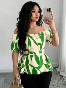 SHEIN LUNE CURVE 大尺碼復古熱帶休閒不對稱米色印花露肩挖腰女款上衣，海灘夏季穿搭 - 綠色 - 查看 4