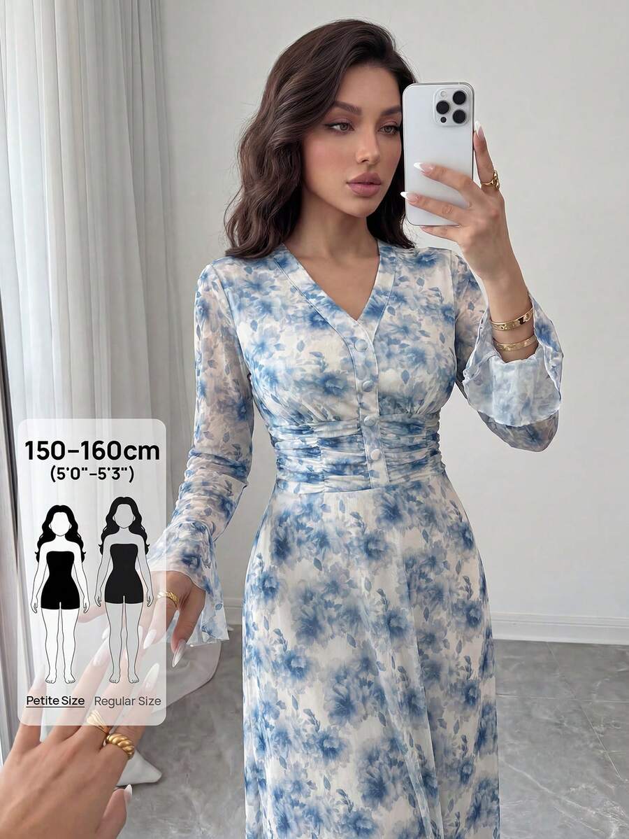 Modelyn Petite Vestido de Verão Elegante para Mulher Petite, Azul com Estampa Floral, Cintura Marcada, Botões, Decote em V, Mangas com Punhos Alargados, para Férias e Chá da Tarde - Multicolorido - Ver 1